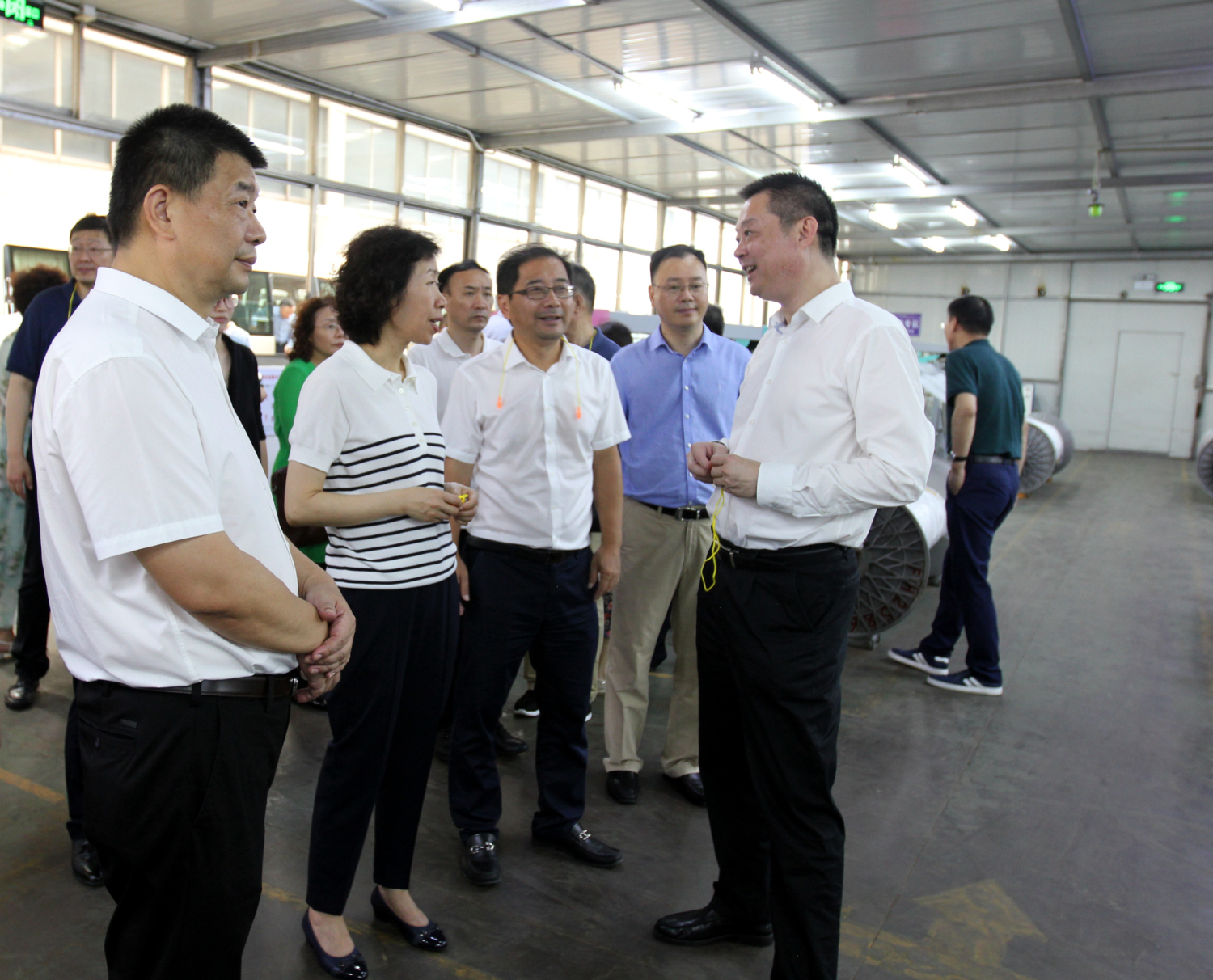 江蘇省總工會(huì)黨組書(shū)記、副主席朱勁松一行來(lái)我司調(diào)研